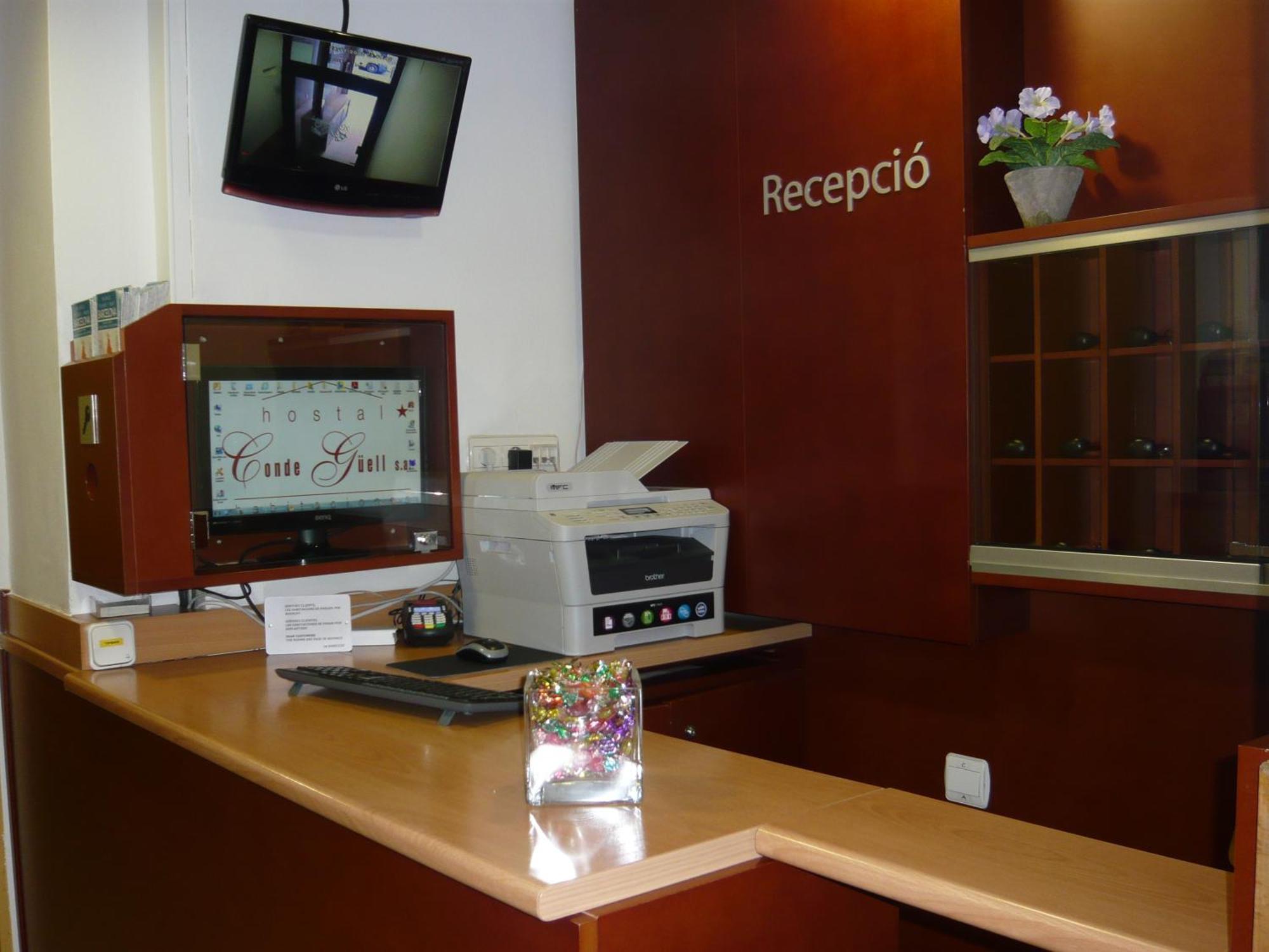 Hostal Bestprice Barcelona Stadium Eksteriør bilde