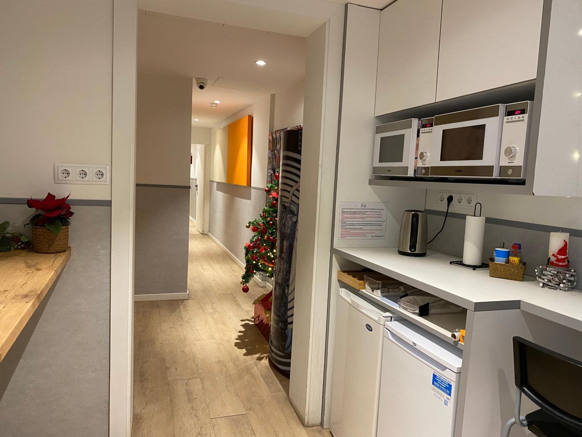 Hostal Bestprice Barcelona Stadium Eksteriør bilde
