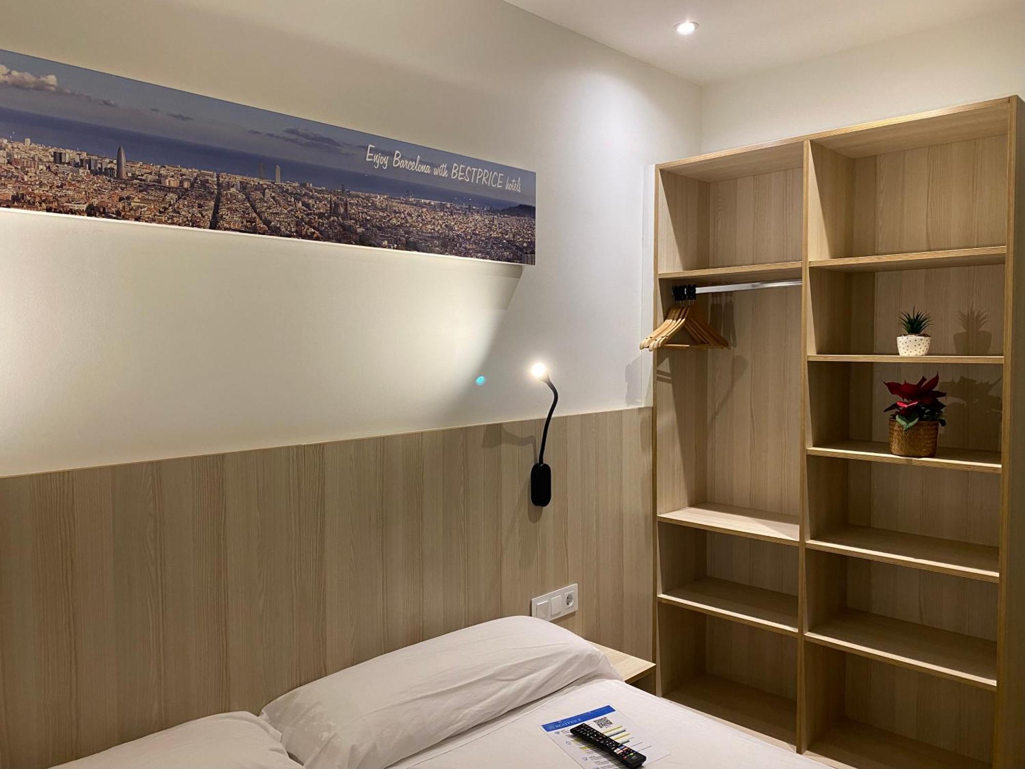 Hostal Bestprice Barcelona Stadium Eksteriør bilde