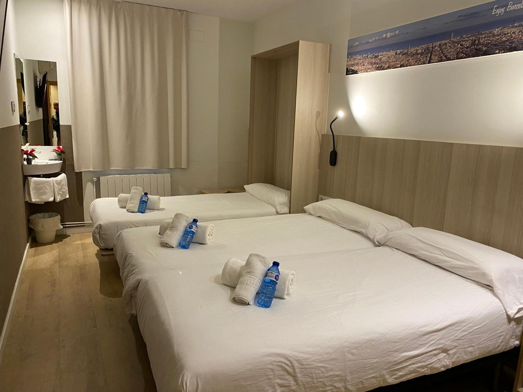 Hostal Bestprice Barcelona Stadium Eksteriør bilde