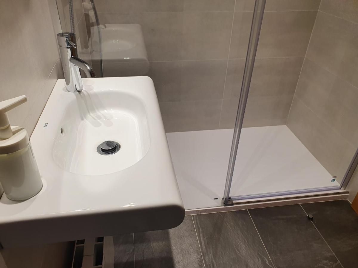 Hostal Bestprice Barcelona Stadium Eksteriør bilde